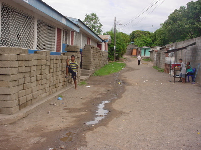 Calle del Reparto Carlos Manuel Montiel